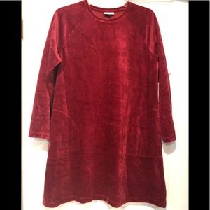 Pure Crimson Jill Velour Crewneck Shift Dress-
